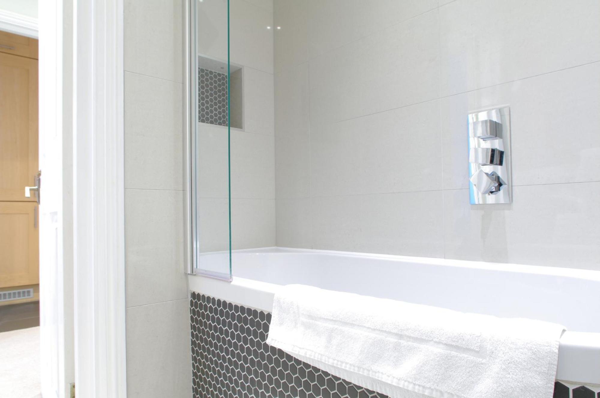 Covent Garden Superior Two Bedroom Aparment On Strand 런던 외부 사진