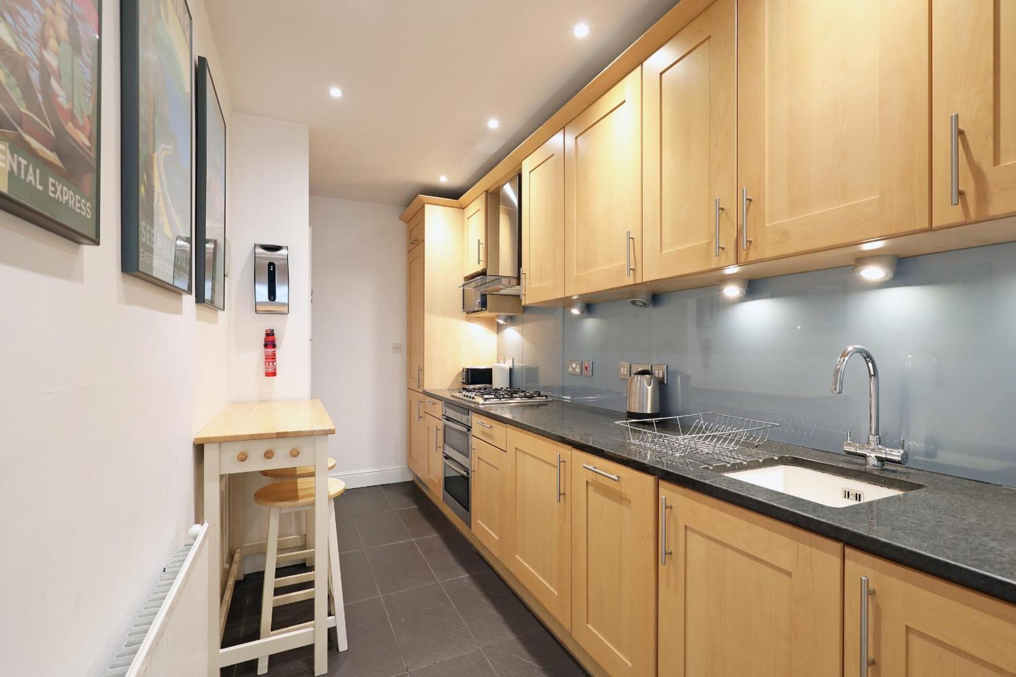 Covent Garden Superior Two Bedroom Aparment On Strand 런던 외부 사진